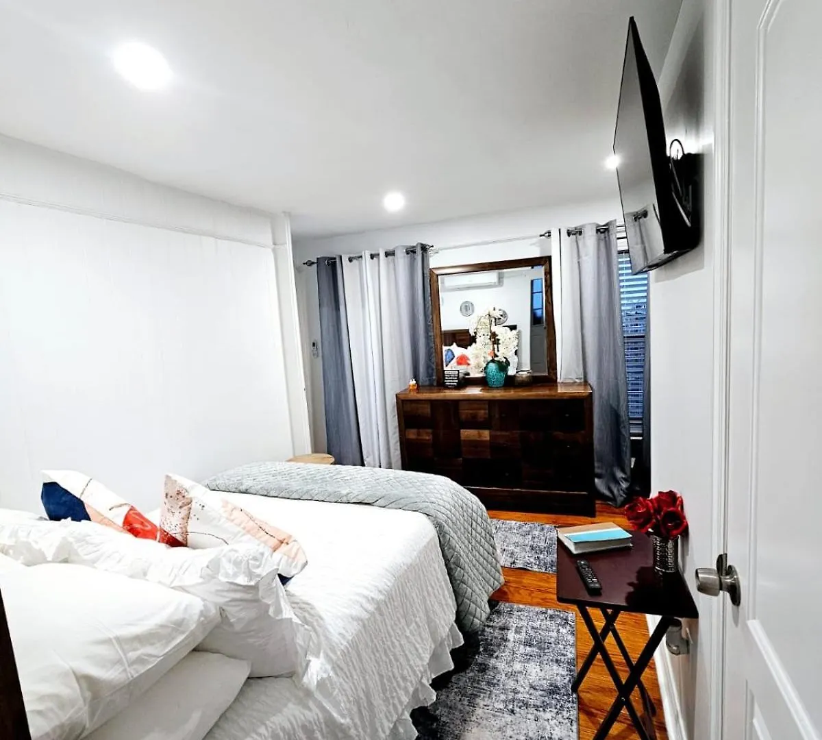 Апартаменты Cozy Apt Nearby Barclay Center Нью-Йорк
